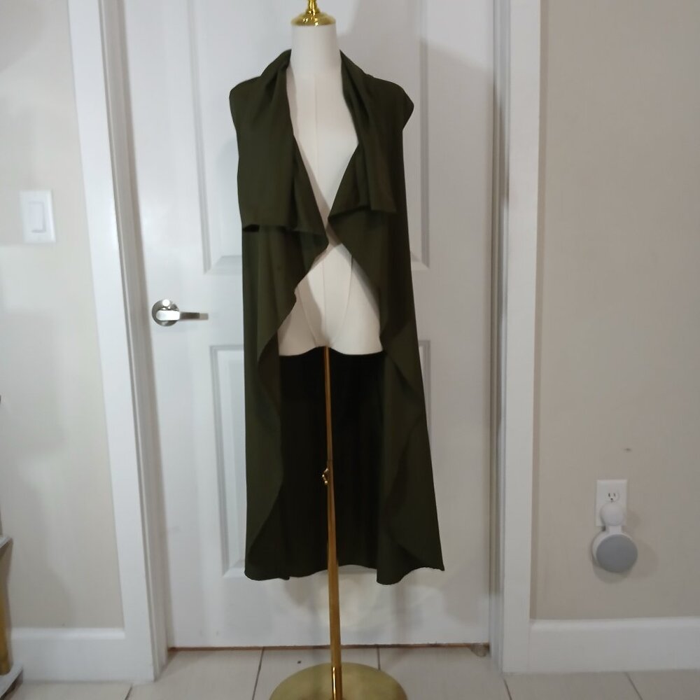 Windsor Long Drape Vest Cardigan Women’s Size M  Green Sleeveless - Like New
